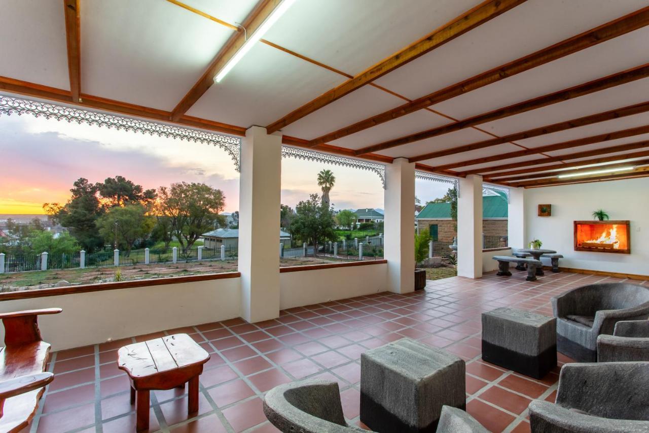 Ravenscliff White House Villa Oudtshoorn Eksteriør bilde